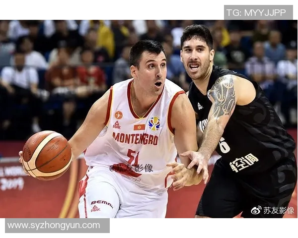 南京篮球队在世界杯预选赛中以62分稳居积分榜首位展现强劲实力